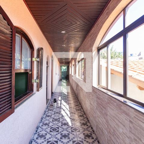 Casa à venda com 150000m², 4 quartos e 1 vagaCorredor externo