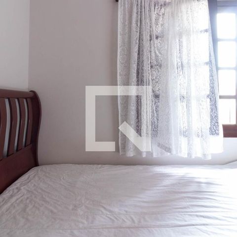 Casa à venda com 120m², 3 quartos e 2 vagasQuarto 3