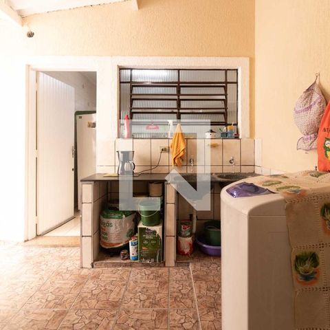Casa à venda com 120m², 3 quartos e 2 vagasÁrea de Serviço