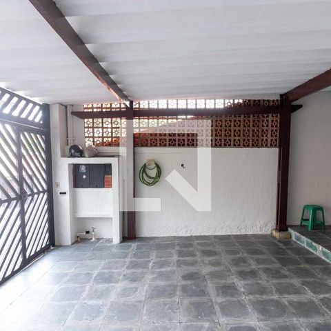 Casa à venda com 120m², 3 quartos e 2 vagasGaragem