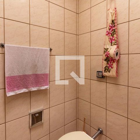 Casa à venda com 120m², 3 quartos e 2 vagasBanheiro