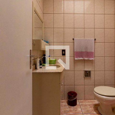 Casa à venda com 120m², 3 quartos e 2 vagasBanheiro