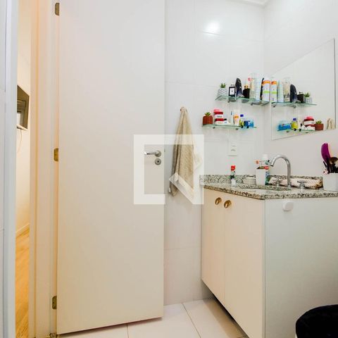 Apartamento à venda com 68m², 2 quartos e 1 vagaBanheiro da Suíte