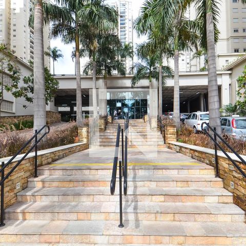 Apartamento à venda com 68m², 2 quartos e 1 vagaEntrada Social