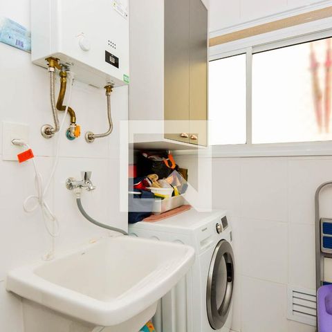 Apartamento à venda com 68m², 2 quartos e 1 vagaÁrea de Serviço
