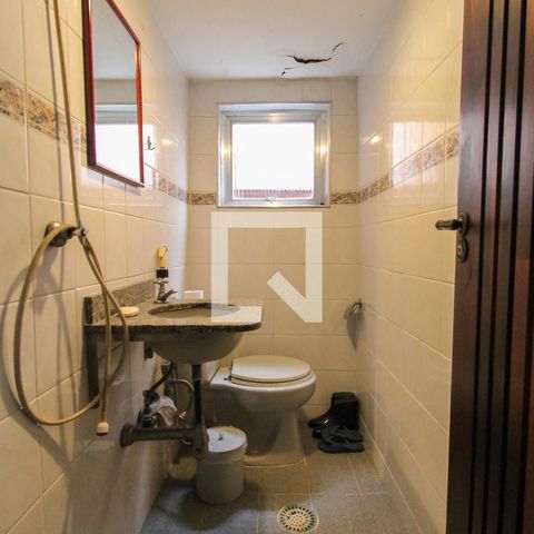 Casa à venda com 225m², 3 quartos e 2 vagasBanheiro de serviço 2