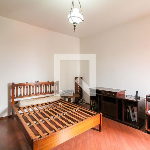 Casa à venda com 225m², 3 quartos e 2 vagasQuarto 3