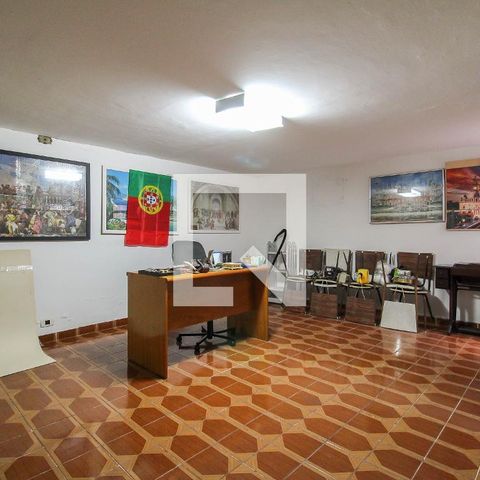 Casa à venda com 225m², 3 quartos e 2 vagasQuarto Edícula 