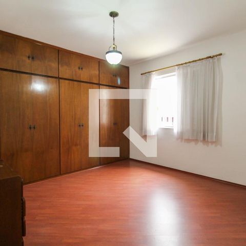 Casa à venda com 225m², 3 quartos e 2 vagasQuarto 1