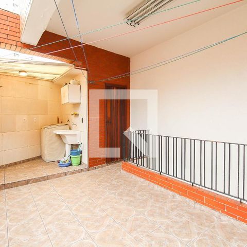 Casa à venda com 225m², 3 quartos e 2 vagasQuintal