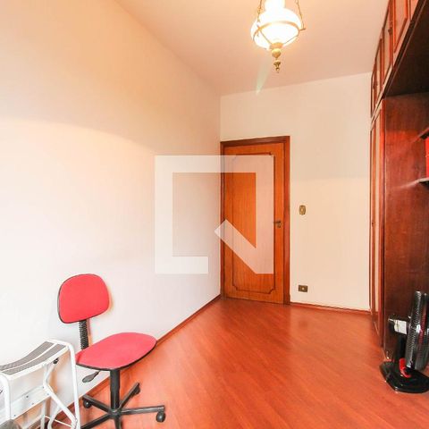 Casa à venda com 225m², 3 quartos e 2 vagasQuarto 2