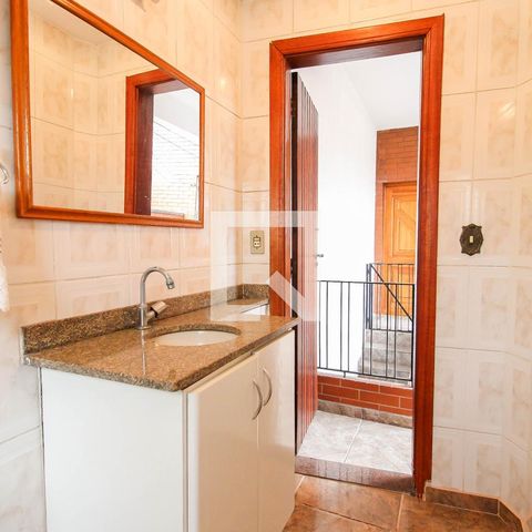 Casa à venda com 225m², 3 quartos e 2 vagasBanheiro de serviço