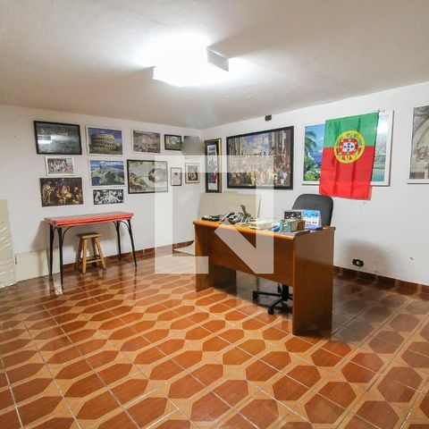 Casa à venda com 225m², 3 quartos e 2 vagasQuarto Edícula 