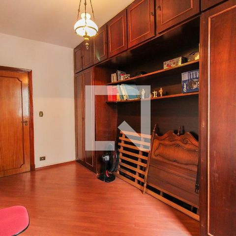 Casa à venda com 225m², 3 quartos e 2 vagasQuarto 2