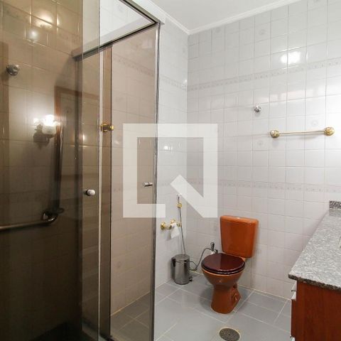 Casa à venda com 225m², 3 quartos e 2 vagasBanheiro