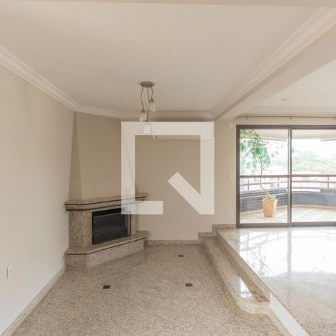 Apartamento para alugar com 260m², 4 quartos e 4 vagas Apartamento para alugar com 260m², 4 quartos e 4 vagasSala- Lareira