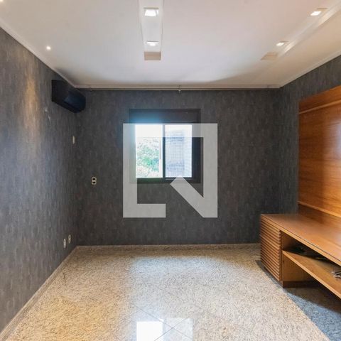 Apartamento para alugar com 260m², 4 quartos e 4 vagas Apartamento para alugar com 260m², 4 quartos e 4 vagasSala de TV