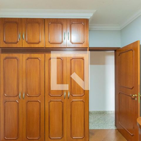 Apartamento para alugar com 260m², 4 quartos e 4 vagas Apartamento para alugar com 260m², 4 quartos e 4 vagasQuarto 1