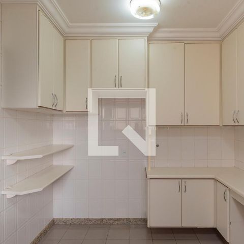 Apartamento para alugar com 260m², 4 quartos e 4 vagas Apartamento para alugar com 260m², 4 quartos e 4 vagasCozinha