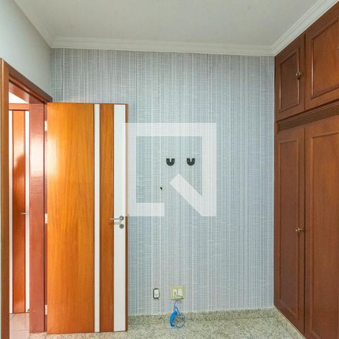 Apartamento para alugar com 260m², 4 quartos e 4 vagas Apartamento para alugar com 260m², 4 quartos e 4 vagasSuíte 3