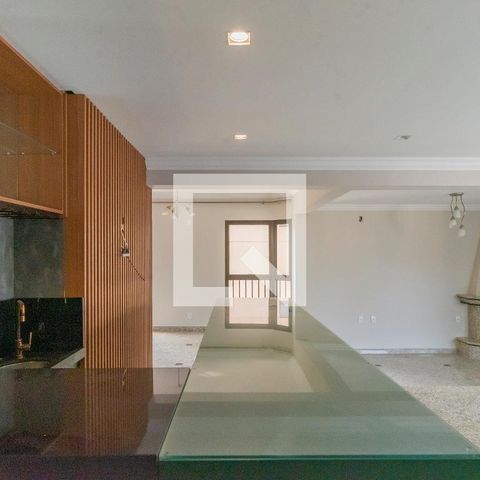 Apartamento para alugar com 260m², 4 quartos e 4 vagas Apartamento para alugar com 260m², 4 quartos e 4 vagasSala