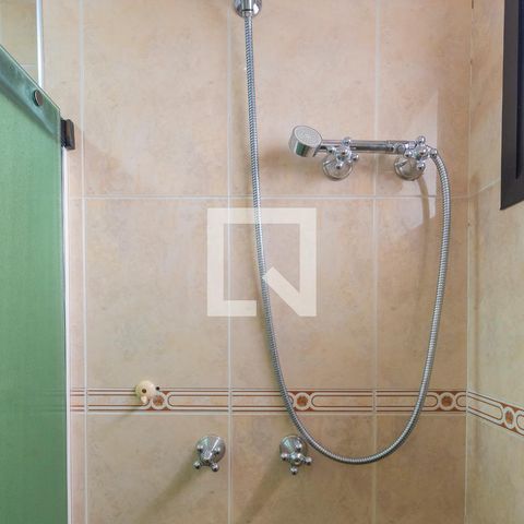 Apartamento para alugar com 260m², 4 quartos e 4 vagas Apartamento para alugar com 260m², 4 quartos e 4 vagasBanheiro Social