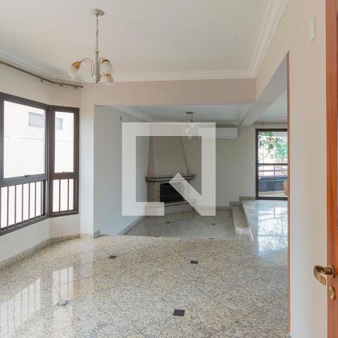 Apartamento para alugar com 260m², 4 quartos e 4 vagas Apartamento para alugar com 260m², 4 quartos e 4 vagasSala
