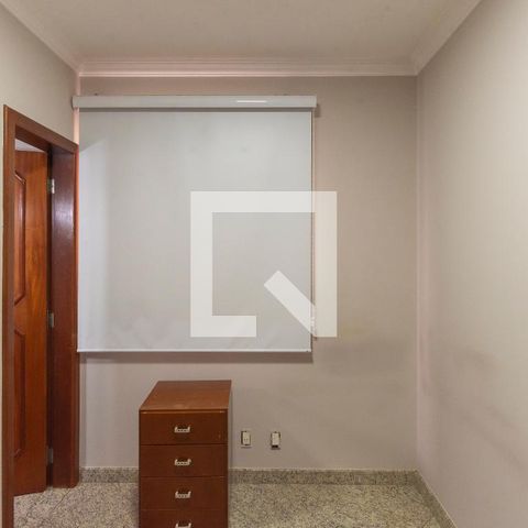 Apartamento para alugar com 260m², 4 quartos e 4 vagas Apartamento para alugar com 260m², 4 quartos e 4 vagasSuíte 3