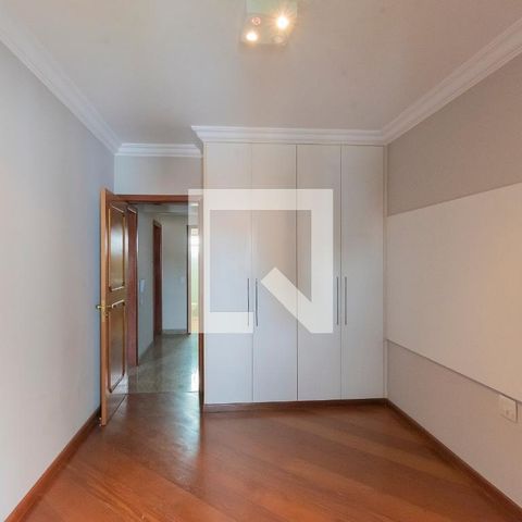 Apartamento para alugar com 260m², 4 quartos e 4 vagas Apartamento para alugar com 260m², 4 quartos e 4 vagasQuarto 2