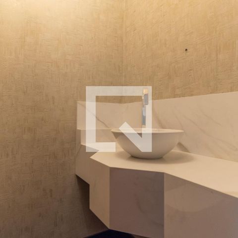 Apartamento para alugar com 260m², 4 quartos e 4 vagas Apartamento para alugar com 260m², 4 quartos e 4 vagasLavabo