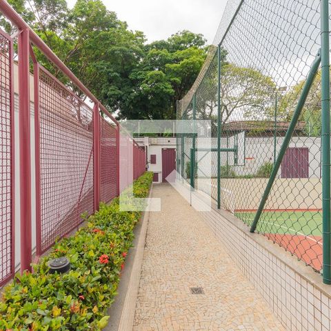 Apartamento para alugar com 260m², 4 quartos e 4 vagas Apartamento para alugar com 260m², 4 quartos e 4 vagasÁrea comum
