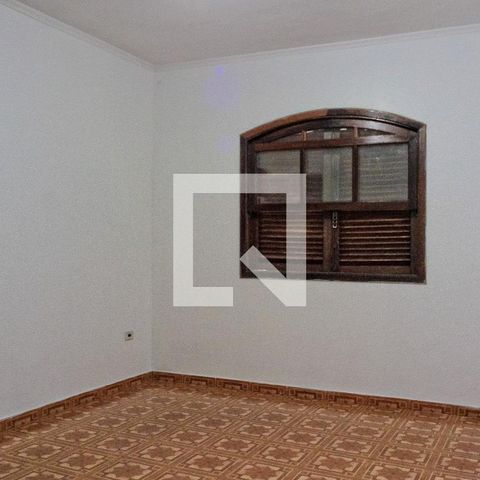 Casa à venda com 280m², 3 quartos e 3 vagasQuarto de Serviço