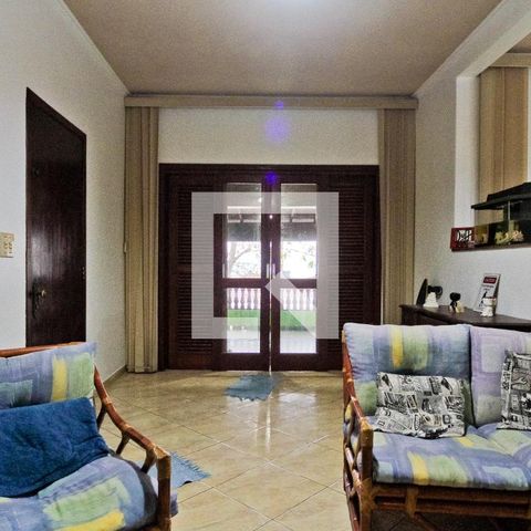 Casa à venda com 280m², 3 quartos e 3 vagasSala