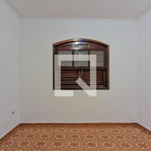 Casa à venda com 280m², 3 quartos e 3 vagasQuarto de Serviço