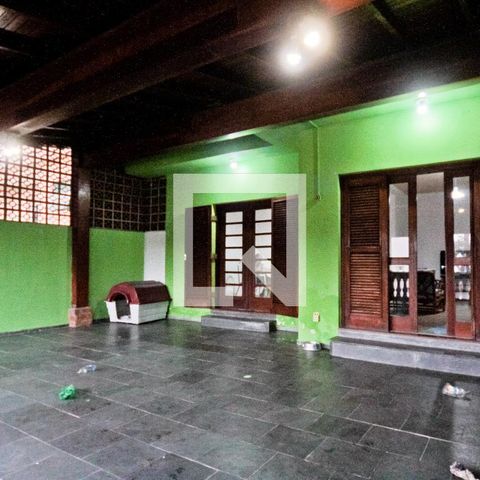 Casa à venda com 280m², 3 quartos e 3 vagasÁrea externa