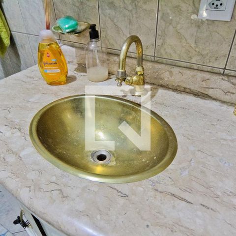 Casa à venda com 280m², 3 quartos e 3 vagasBanheiro