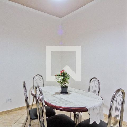 Casa à venda com 280m², 3 quartos e 3 vagasSala