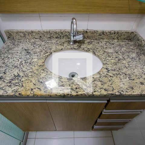 Apartamento à venda com 170m², 3 quartos e 2 vagasBanheiro Suíte 