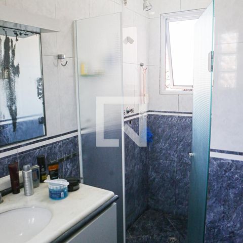 Casa à venda com 250m², 4 quartos e 2 vagasBanheiro