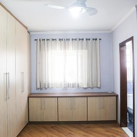 Casa à venda com 250m², 4 quartos e 2 vagasSuite