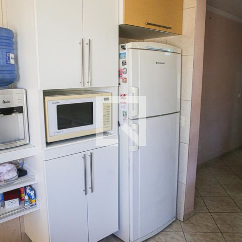Casa à venda com 250m², 4 quartos e 2 vagasCozinha 