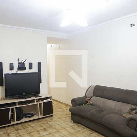 Casa à venda com 250m², 4 quartos e 2 vagasSala