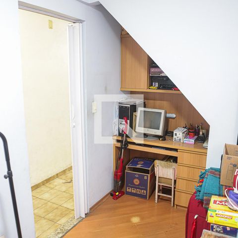 Casa à venda com 250m², 4 quartos e 2 vagasDispensa