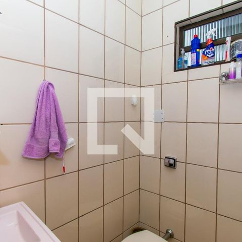 Casa à venda com 150m², 4 quartos e 1 vagaBanheiro 2