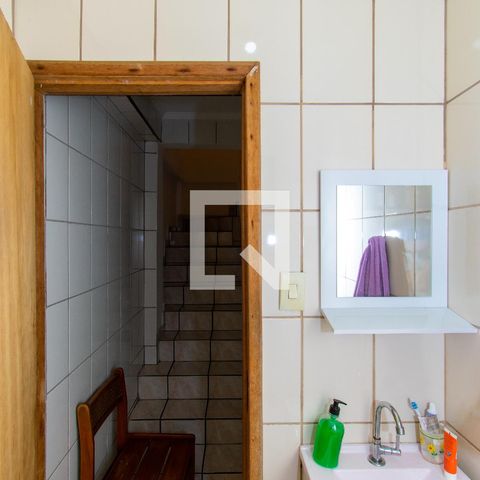 Casa à venda com 150m², 4 quartos e 1 vagaBanheiro 2