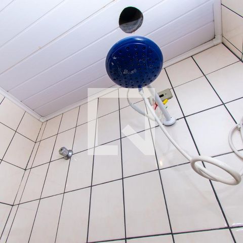 Casa à venda com 150m², 4 quartos e 1 vagaBanheiro 1