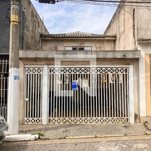Casa à venda com 150m², 4 quartos e 1 vagaFachada