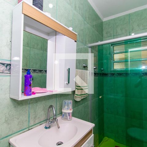 Casa à venda com 150m², 4 quartos e 1 vagaCasa 2 - Banheiro 2