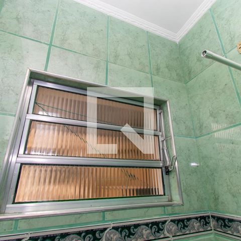 Casa à venda com 150m², 4 quartos e 1 vagaCasa 2 - Banheiro 2