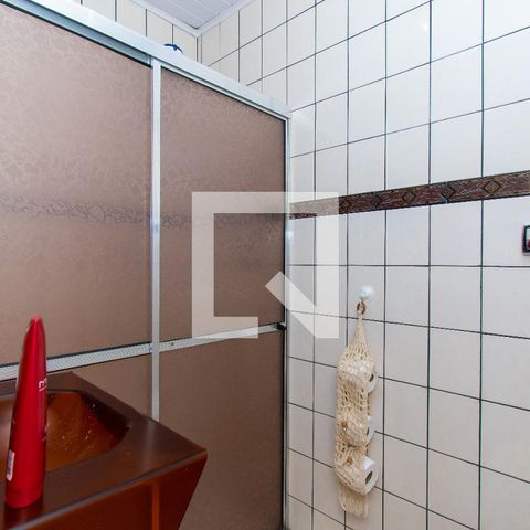 Casa à venda com 150m², 4 quartos e 1 vagaBanheiro 1